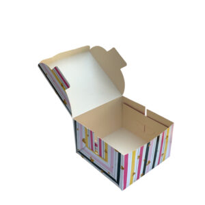 PINK HEART-1/2 KG CAKE BOX WITHOUT WINDOW