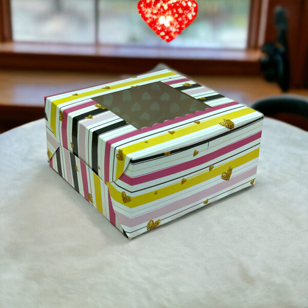 PINK HEART-1/2 KG CAKE BOX WITH WINDOW
