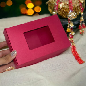 PLAIN RED-SMALL BOX WITH WINDOW